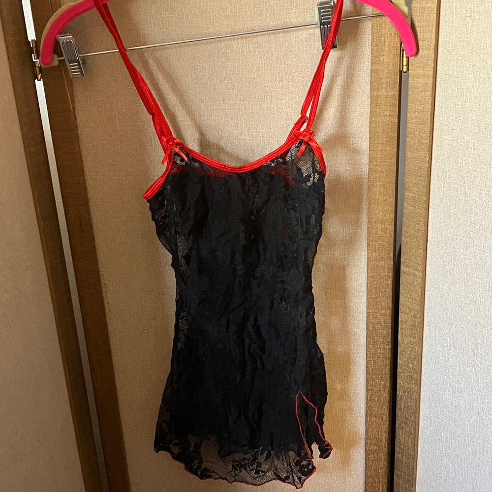 Leg Avenue Black and Red Lace cami osfm